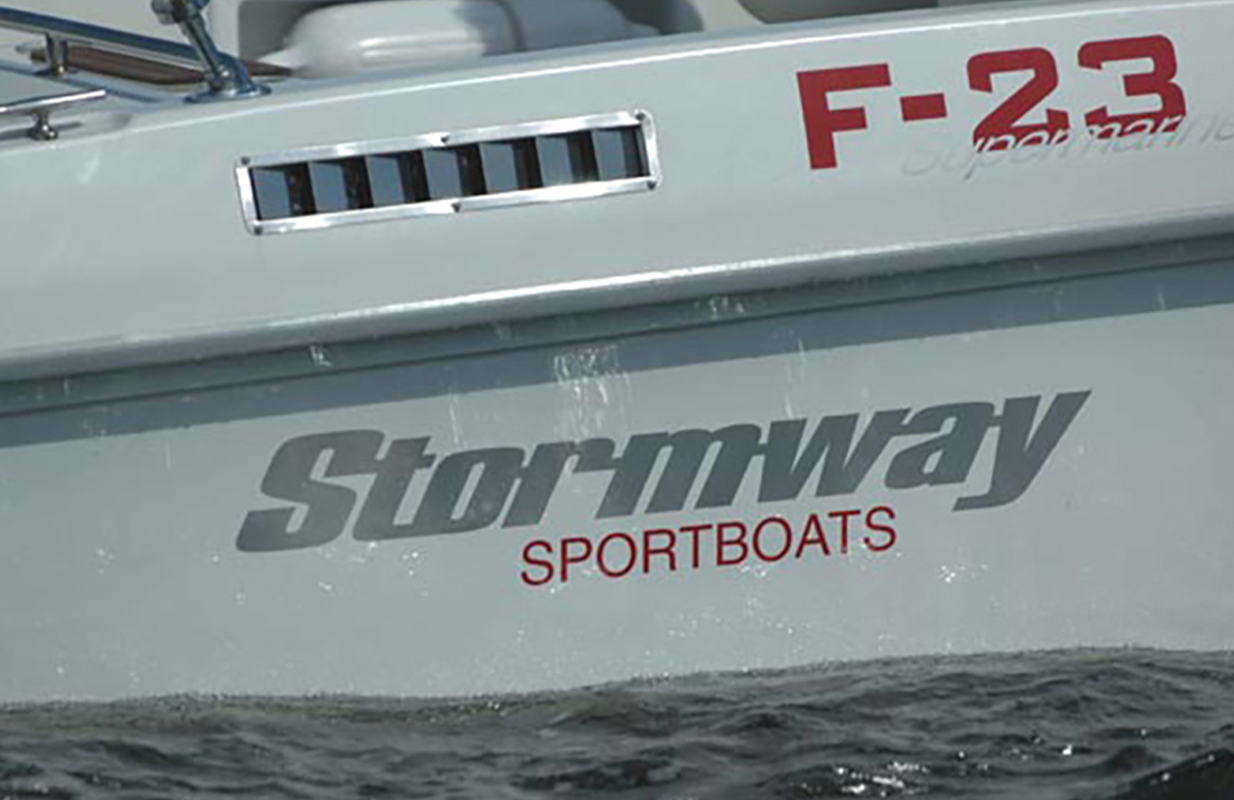 båtdekor navn båtnavn stormway logo båtlogo hydrolift